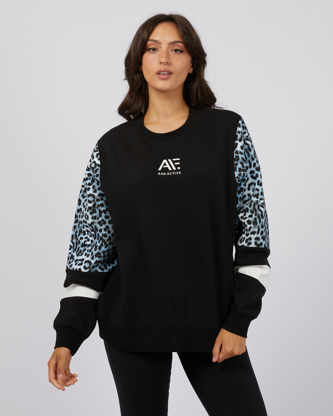 Summit Crew / Black // All About Eve
