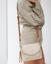Load image into Gallery viewer, Shania Crossbody Bag / Vanilla
