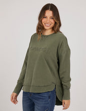 Load image into Gallery viewer, Simplified Crew / Foxwood / washed Khaki
