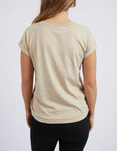 Load image into Gallery viewer, Signature Tee / Oat // Foxwood
