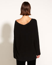 Load image into Gallery viewer, Ordinary Love V-Neck Knit Top / Black // Fate + Becker
