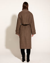 Load image into Gallery viewer, You Read My Mind Storm Flap Oversized Wool-Blend Trench Coat / Houndstooth // Fate + Becker
