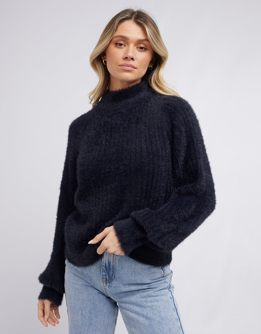 Missy Knit / Black // All About Eve