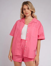 Load image into Gallery viewer, Heidi Short Sleeve Shirt / Pink
